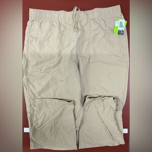 Men’s Cinched Crinkle Wind Pant (Classic Khaki Color)